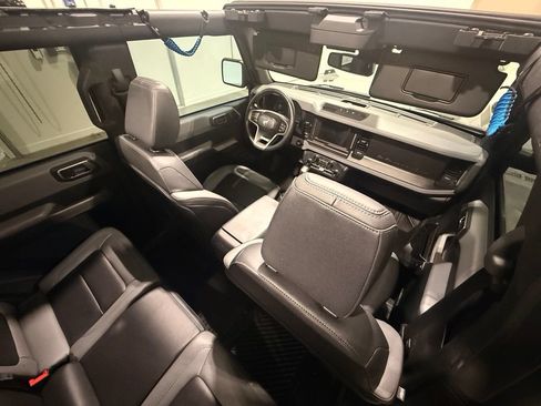Used 2023 Ford Bronco Black Diamond AWD/4WD image 20
