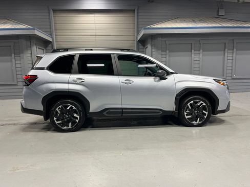 Used 2026 Subaru Forester Limited AWD/4WD image 9
