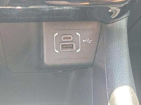 Used 2022 Jeep Compass Latitude w/ Sun and Sound Group AWD/4WD image 27