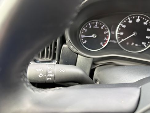 Used 2023 MAZDA CX-50 AWD 2.5 S w/ Premium Plus Pkg image 31