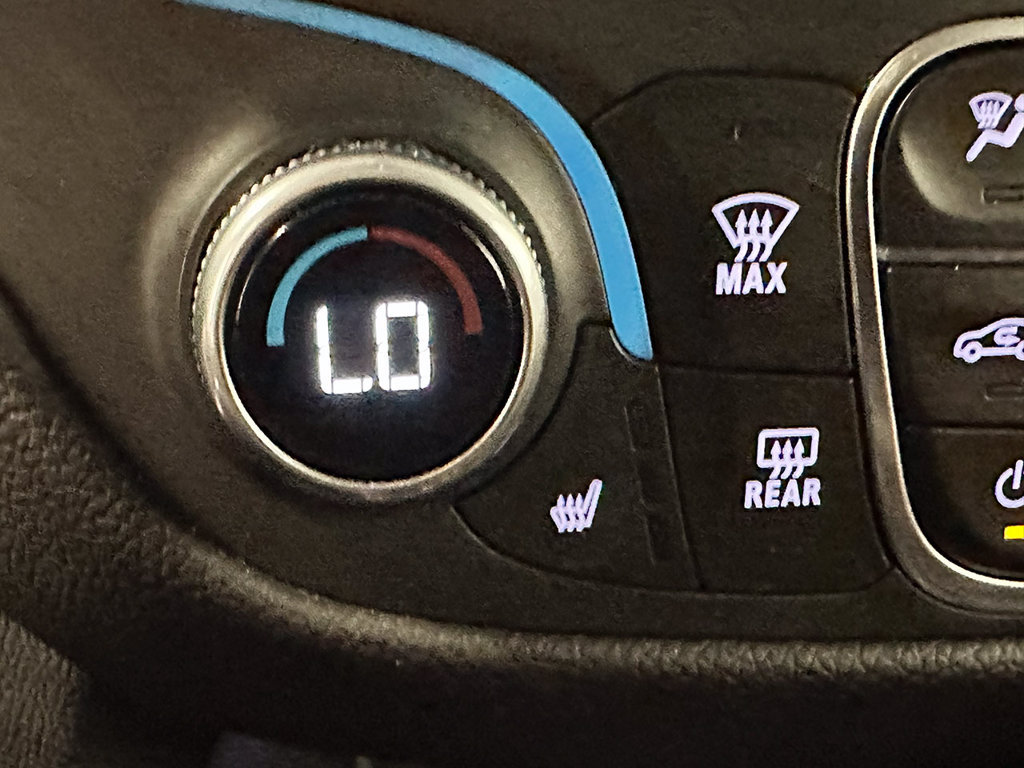 Used 2024 Chevrolet Equinox LT w/ LPO, Floor Liner Package AWD/4WD image 32