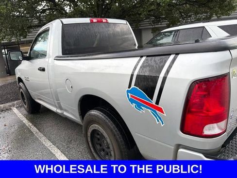 Used 2017 RAM 1500 Express RWD image 10