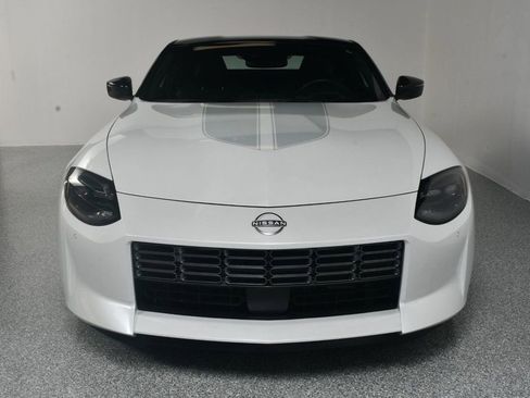 Used 2023 Nissan Z w/ Floor Mat Package (L93) image 17