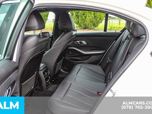 Used 2020 BMW 330i Sedan w/ Convenience Package RWD image 17