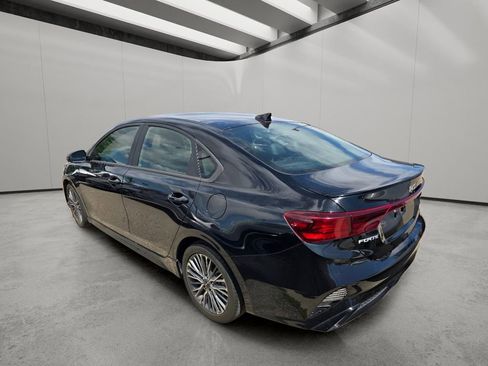 Used 2024 Kia Forte GT-Line w/ GT-Line Premium Package FWD image 6