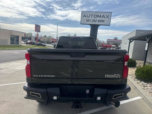 Used 2022 Chevrolet Silverado 2500 High Country w/ Safety Package II AWD/4WD image 6