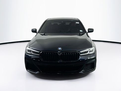 Used 2021 BMW 530i xDrive w/ M Sport Package image 2