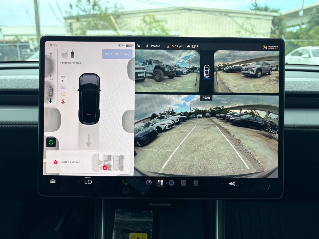 Used 2026 Tesla Model Y AWD image 27