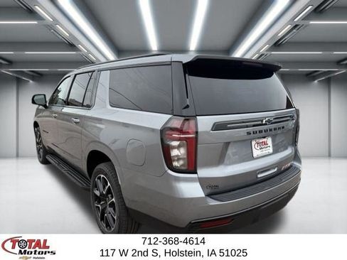 Used 2023 Chevrolet Suburban RST w/ Luxury Package AWD/4WD image 6