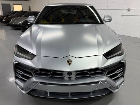 Used 2022 Lamborghini Urus AWD/4WD image 33