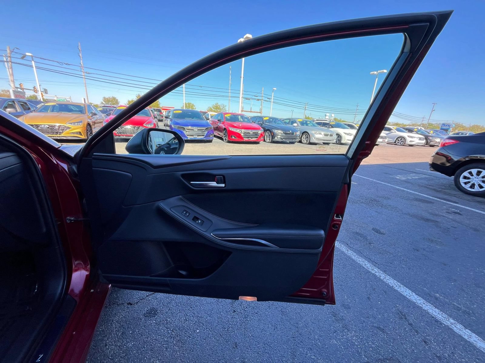 Used 2019 Toyota Avalon XSE FWD image 39