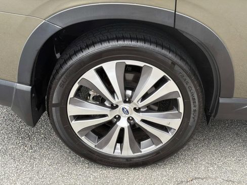 Certified 2022 Subaru Ascent Touring AWD/4WD image 17