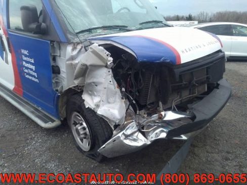 Used 2018 GMC Savana 2500 image 5