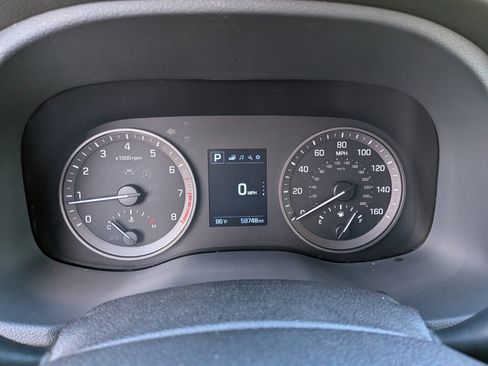 Used 2018 Hyundai Tucson Value FWD image 27