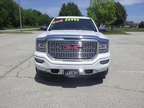 Used 2016 GMC Sierra 1500 Denali w/ Enhanced Driver Alert Package AWD/4WD image 4