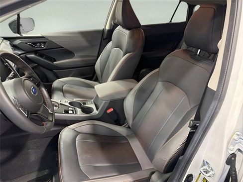 Certified 2025 Subaru Crosstrek 2.5i Limited w/ Popular Package #4A image 11