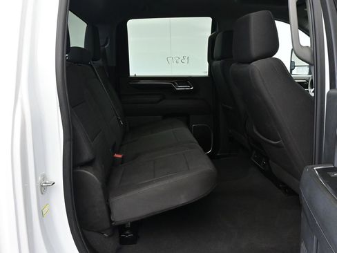 Used 2024 Chevrolet Silverado 2500 LT image 15