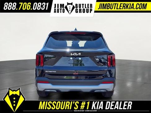 New 2026 Kia Sorento LX FWD image 18