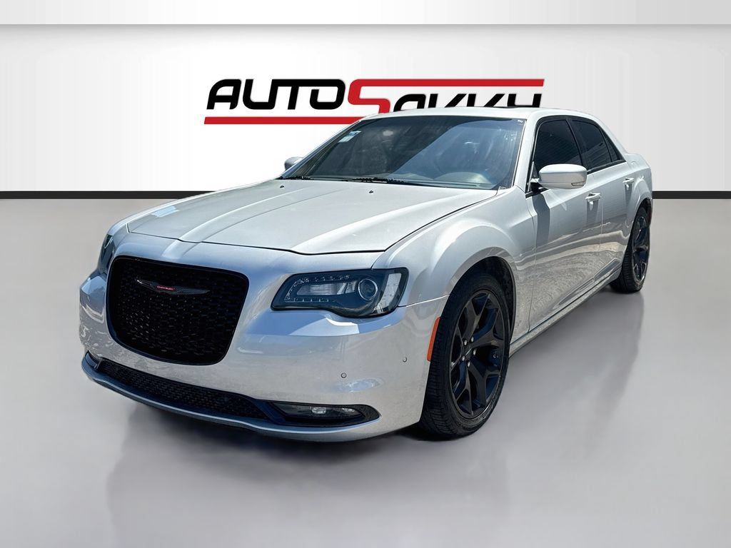 Used 2022 Chrysler 300 S w/ Comfort Group RWD image 3