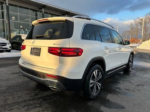 Used 2026 Mercedes-Benz GLB 250 4MATIC image 7