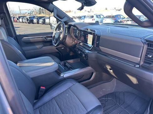 Certified 2024 Chevrolet Silverado 2500 ZR2 w/ Technology Package image 27