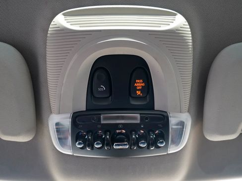 Used 2019 MINI Cooper Countryman S w/ Premium Package FWD image 26