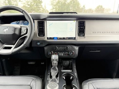 New 2025 Ford Bronco Outer Banks image 23