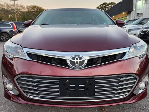 Used 2013 Toyota Avalon XLE Touring FWD image 4