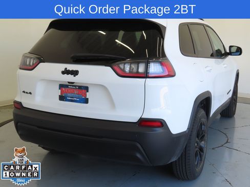 Used 2023 Jeep Cherokee Altitude Lux image 4