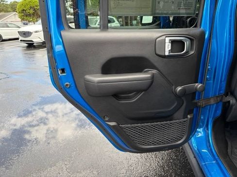 Used 2022 Jeep Wrangler Unlimited Sport AWD/4WD image 13