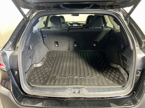Certified 2025 Subaru Outback Limited AWD/4WD image 23