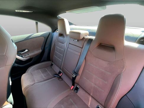 Used 2024 Mercedes-Benz CLA 250 4MATIC image 21