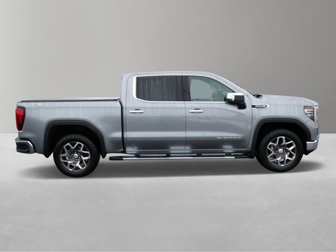 Used 2023 GMC Sierra 1500 SLT w/ SLT Premium Plus Package image 5
