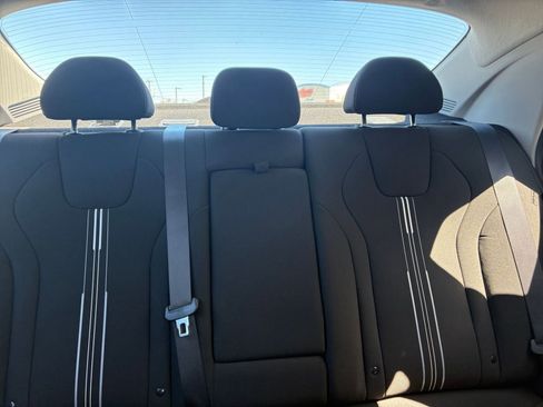 Used 2025 Hyundai Elantra SEL image 34