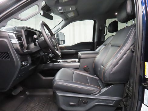 Used 2025 Ford F250 Lariat w/ Black Appearance Package AWD/4WD image 15
