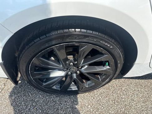 Used 2023 Toyota Corolla SE w/ SE Premium Package FWD image 14