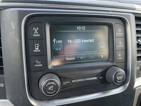 Used 2020 RAM 1500 Classic SLT image 21