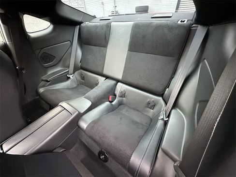 Used 2023 Toyota GR86 Premium image 13