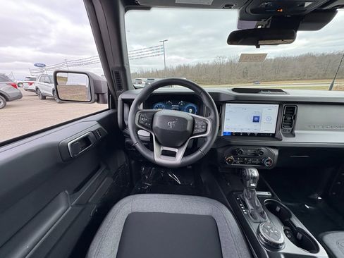 New 2025 Ford Bronco Big Bend w/ Black Appearance Package image 29