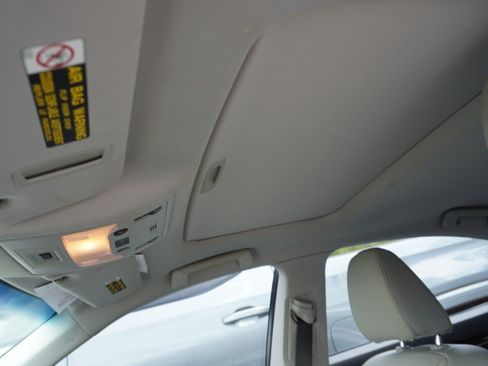 Used 2014 Lexus ES 350 w/ Premium Package FWD image 13