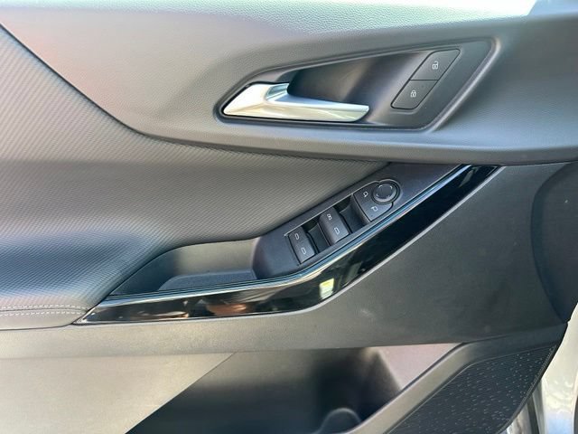 Certified 2026 Chevrolet Equinox LT AWD/4WD image 17
