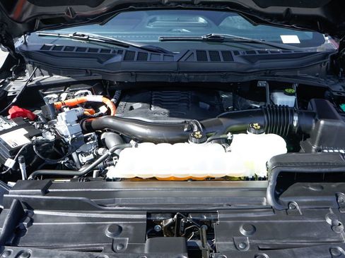 Used 2023 Ford F150 XLT w/ Equipment Group 302A High image 12