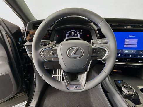 New 2026 Lexus RZ 450e AWD image 10