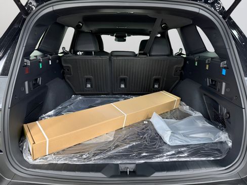 New 2026 Subaru Outback Touring XT image 9