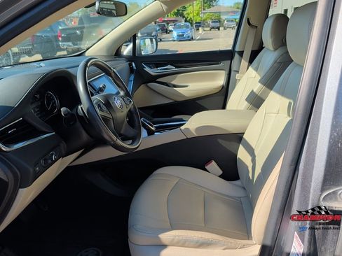 Used 2020 Buick Enclave Essence w/ Sound and Sites Package AWD/4WD image 15