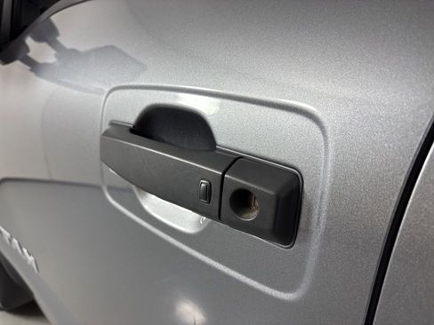 Certified 2024 Nissan Titan SV w/ SV Convenience Package image 16