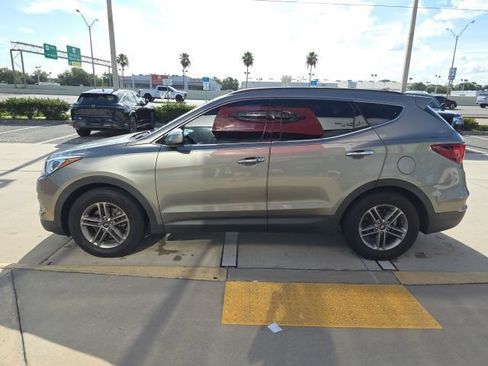 Used 2017 Hyundai Santa Fe Sport FWD image 7