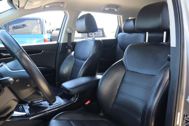 Used 2019 Kia Sorento EX AWD/4WD image 16