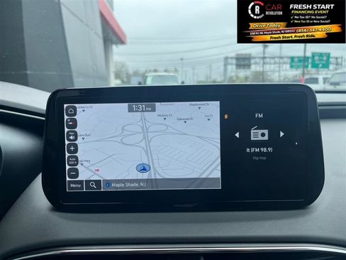 Used 2023 Hyundai Santa Fe SEL image 9