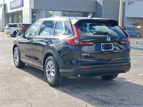 Used 2024 Honda CR-V LX image 3